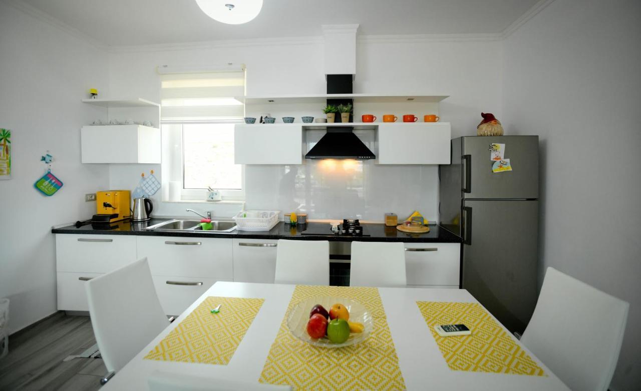 Vila Rina At Aquamarine Residence Vlorë 外观 照片
