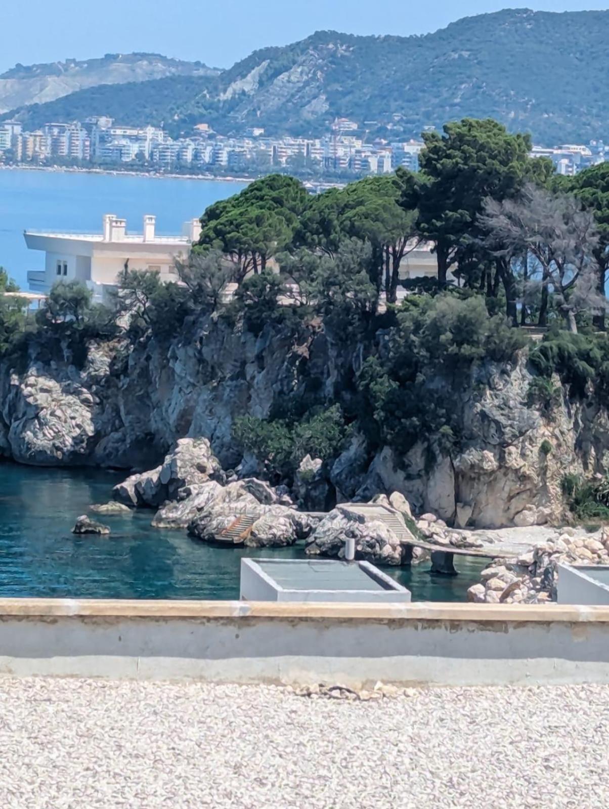 Vila Rina At Aquamarine Residence Vlorë 外观 照片