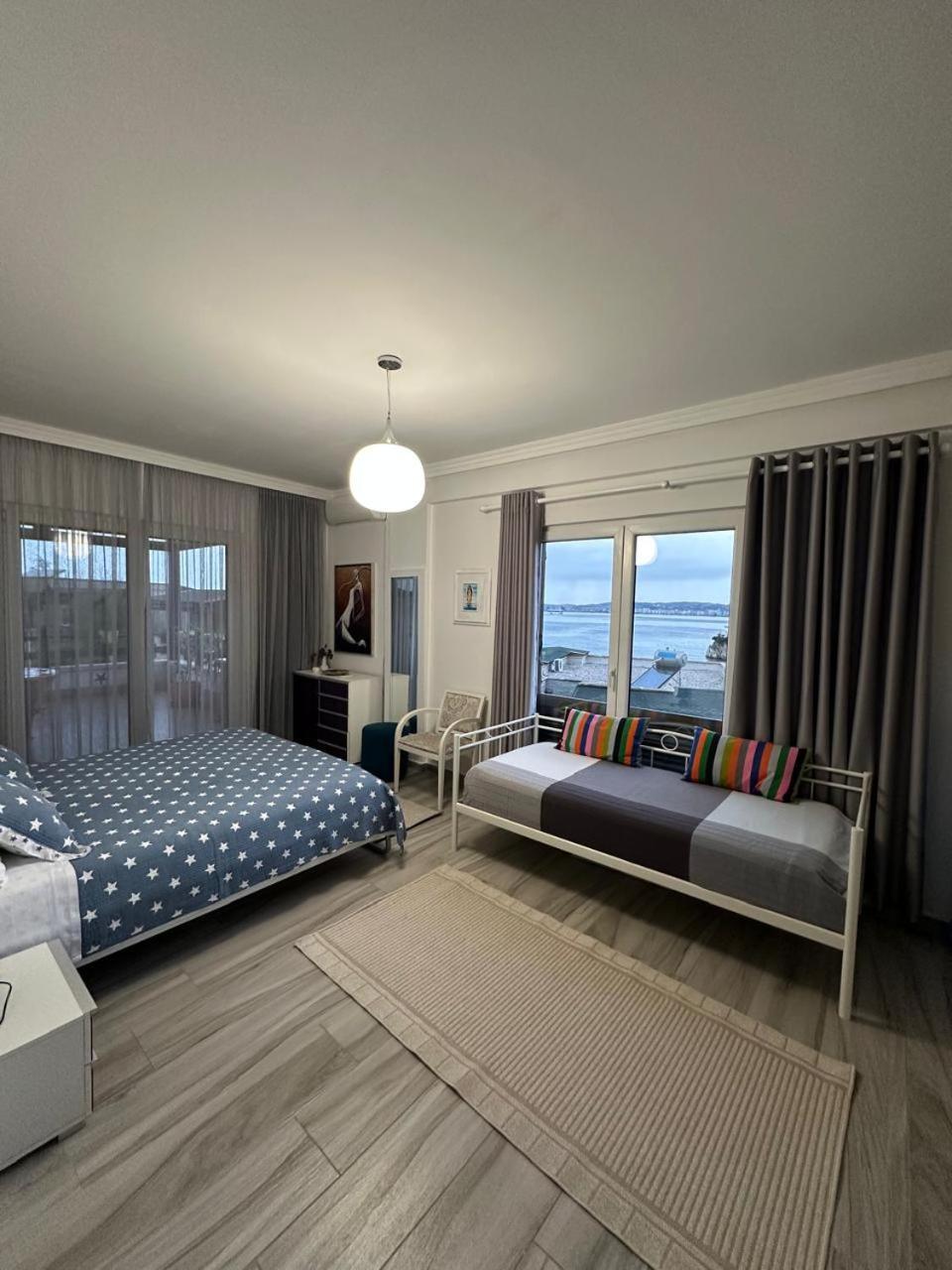 Vila Rina At Aquamarine Residence Vlorë 外观 照片