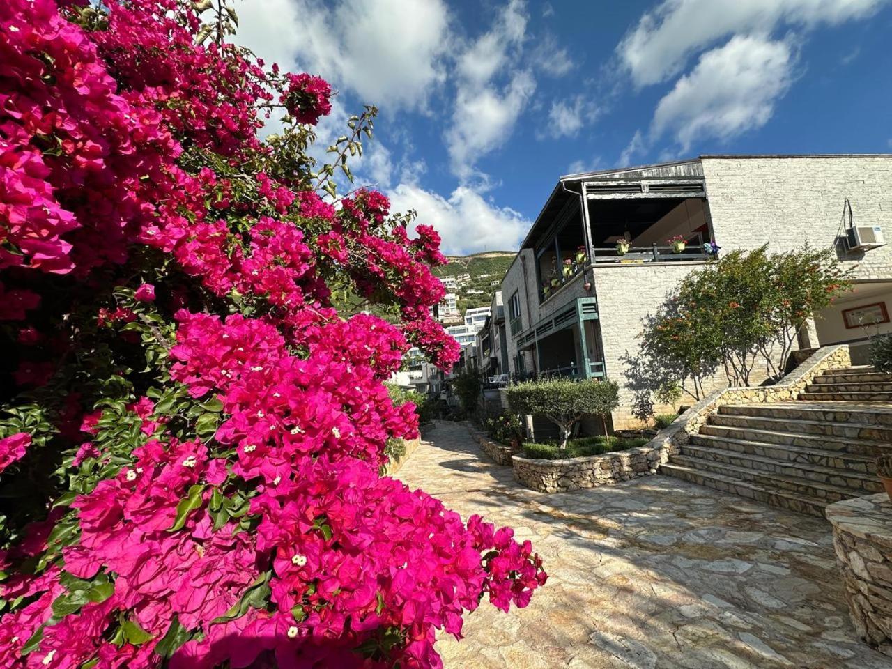 Vila Rina At Aquamarine Residence Vlorë 外观 照片