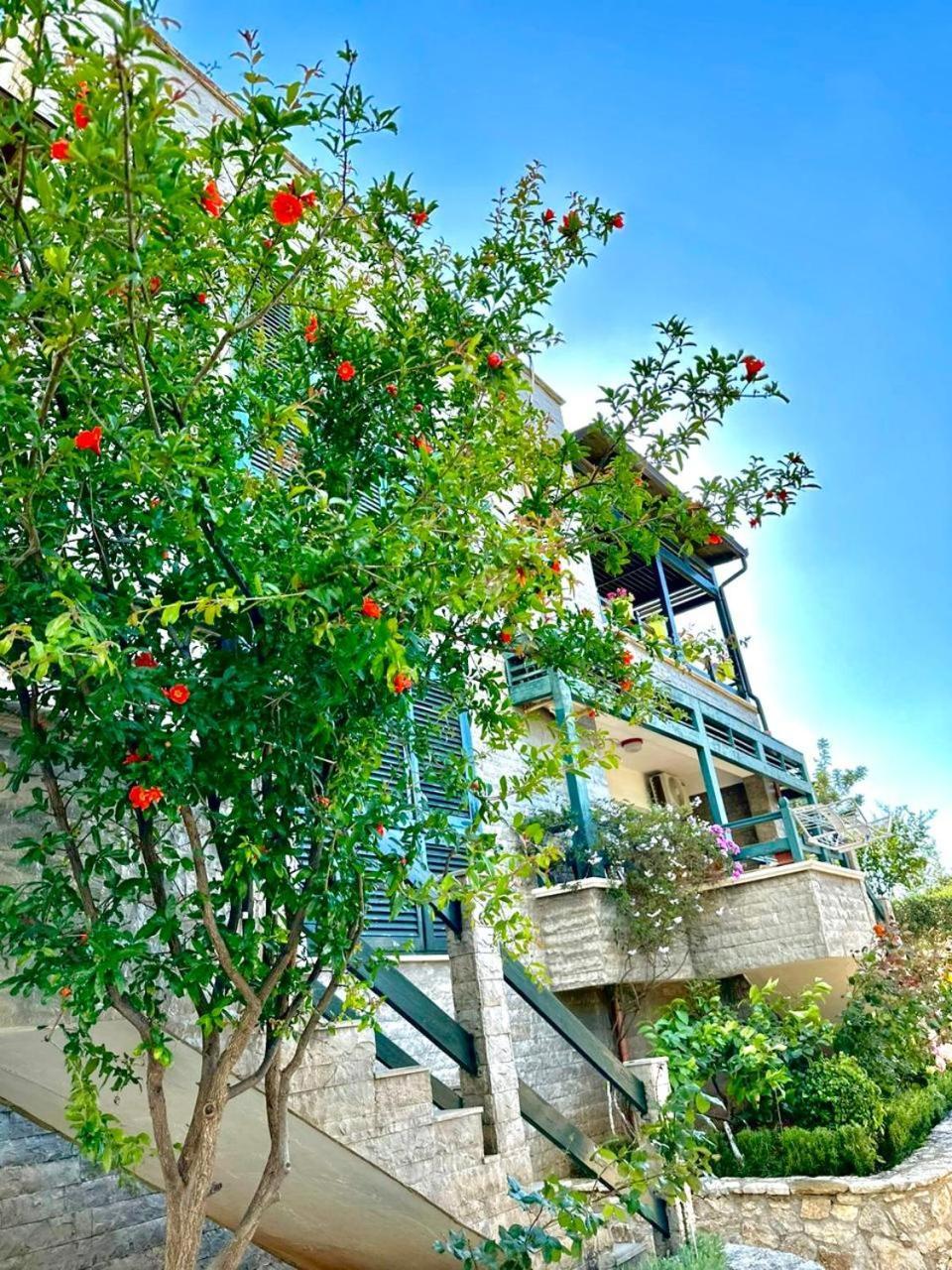 Vila Rina At Aquamarine Residence Vlorë 外观 照片